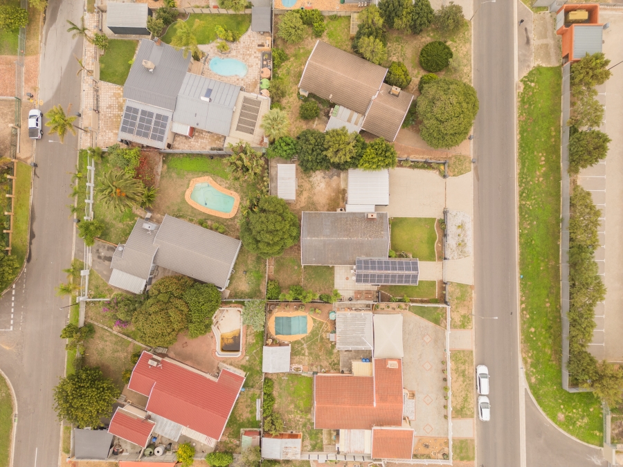 4 Bedroom Property for Sale in Ruwari Western Cape